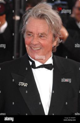 O Festival de Cinema de Cannes: Uma Noite Inesquecível com Alain Delon!